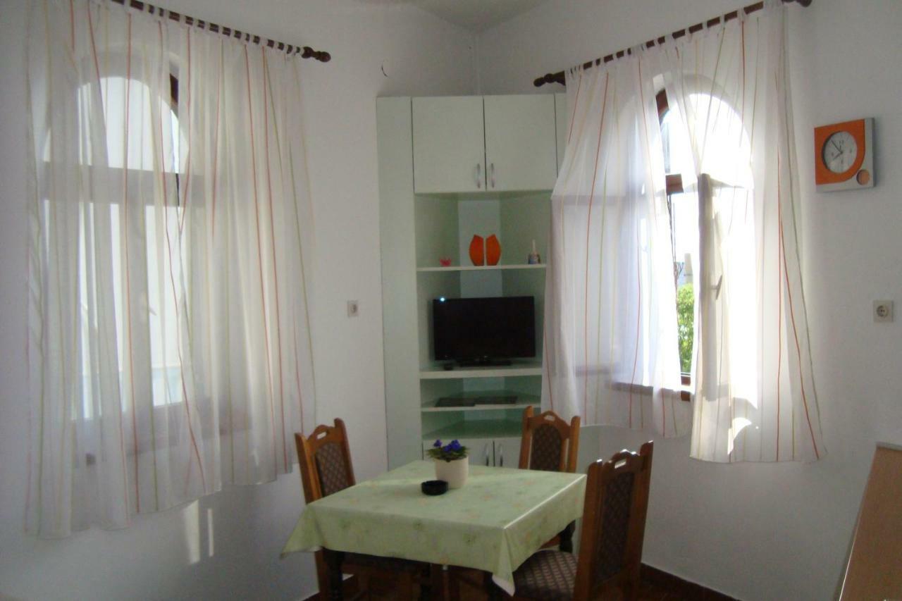 Apartment Ante Sveti Juraj Buitenkant foto