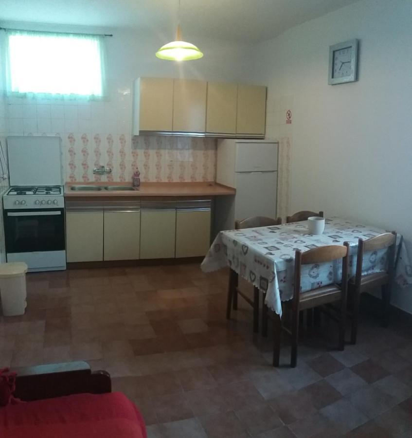 Apartment Ante Sveti Juraj Buitenkant foto